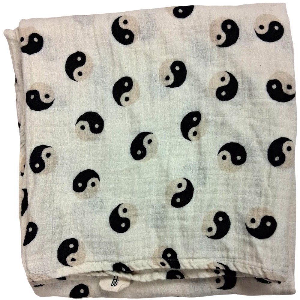 Forever French Baby Swaddle Blanket Yin Yang Black White 47" Cotton Unisex
